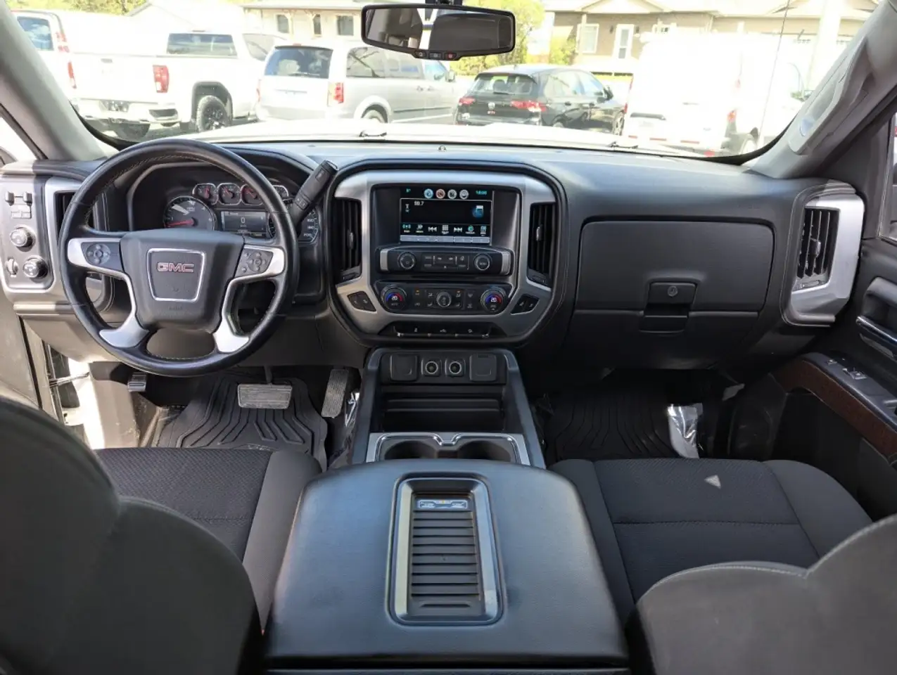 GMC Sierra 1500 photo GMC Sierra 1500