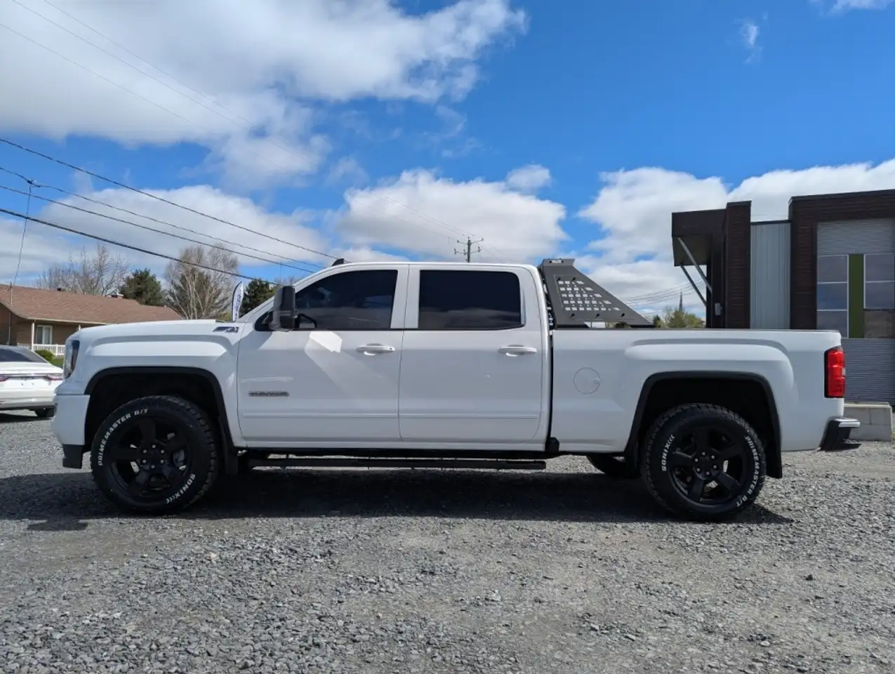 GMC Sierra 1500 photo GMC Sierra 1500