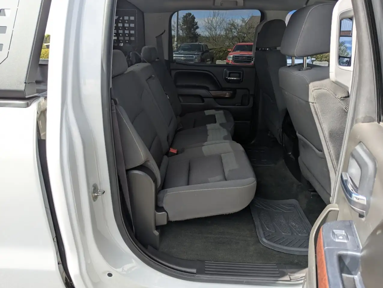 GMC Sierra 1500 photo GMC Sierra 1500