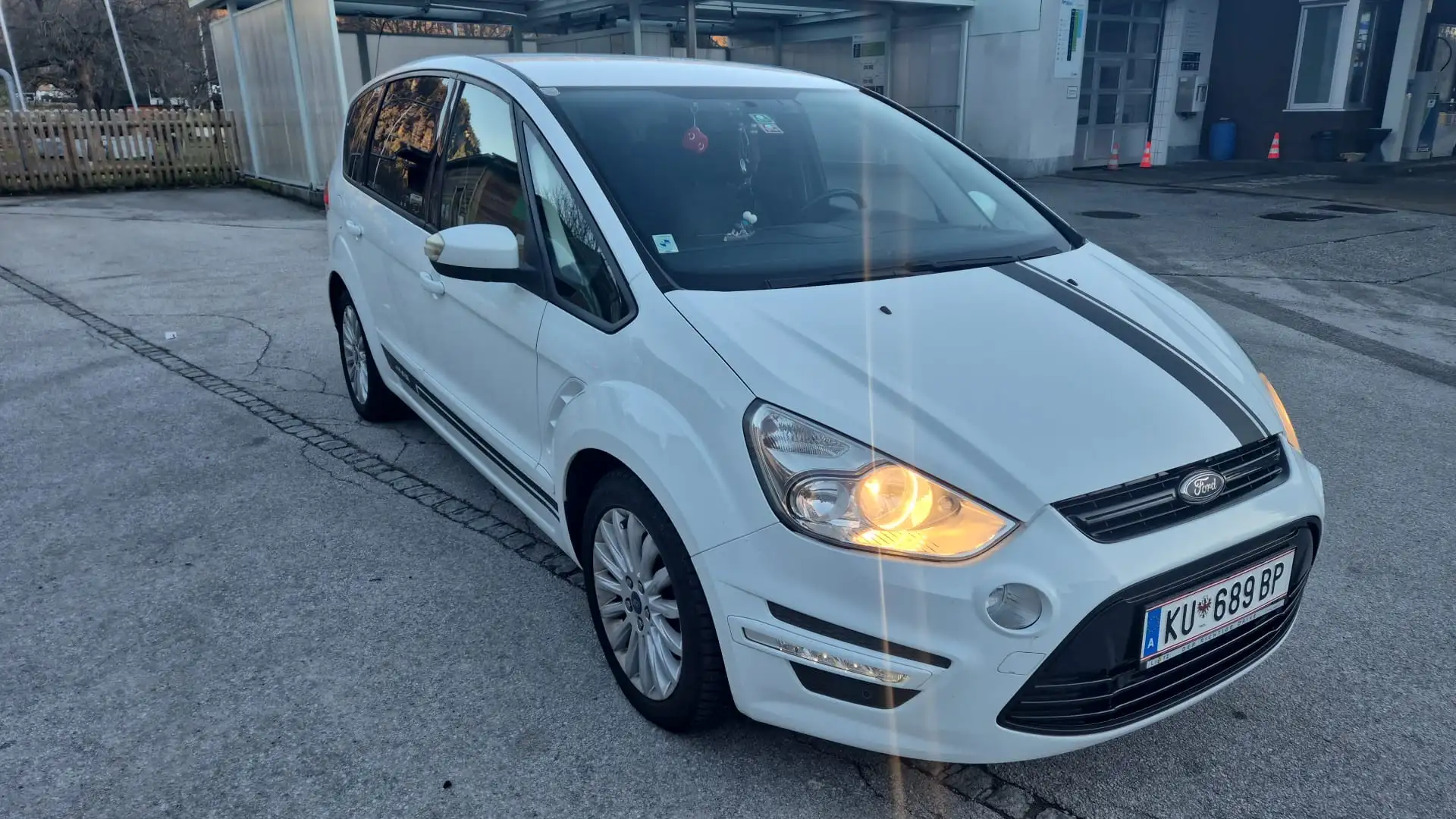 Ford S-Max Business Plus 2,0 TDCi Aut. - 2