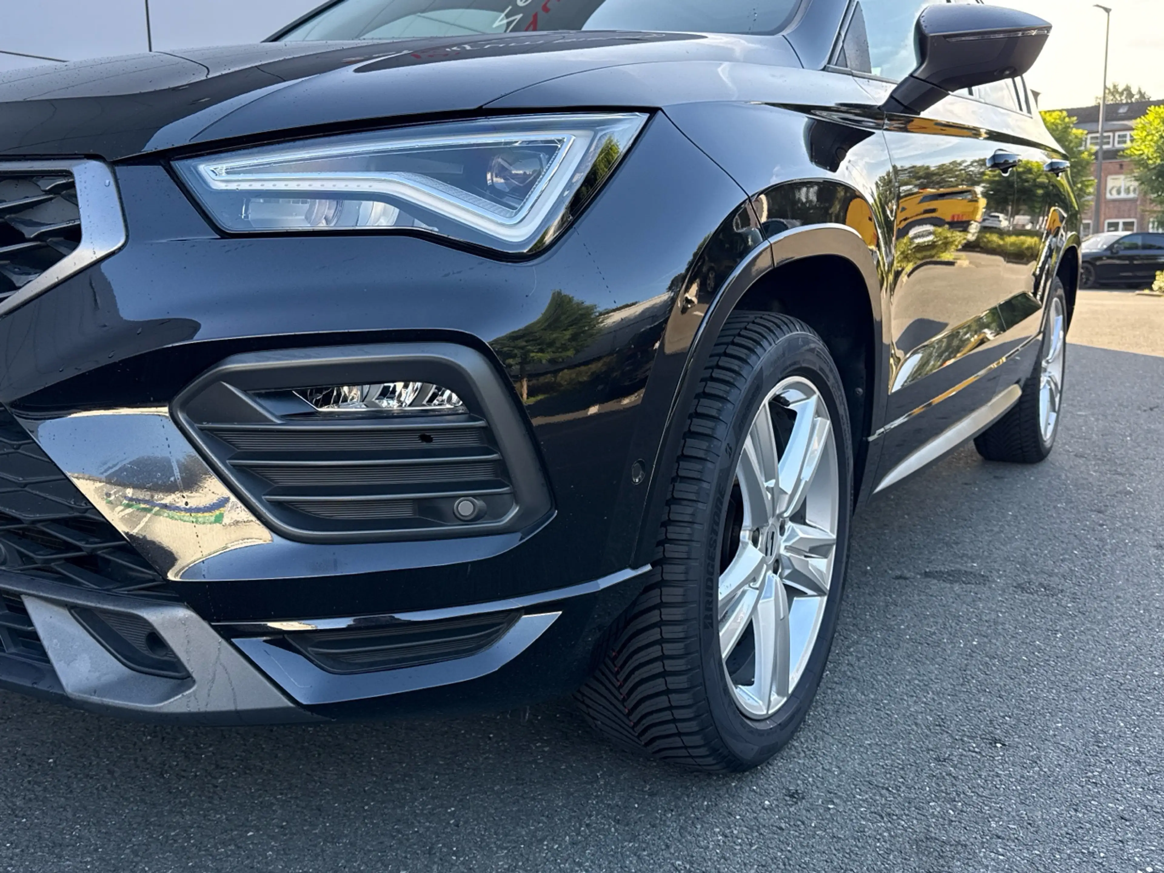 SEAT Ateca FR 1.5 TSI DSG Pano ACC AHK Navi Voll-LED — photo 6