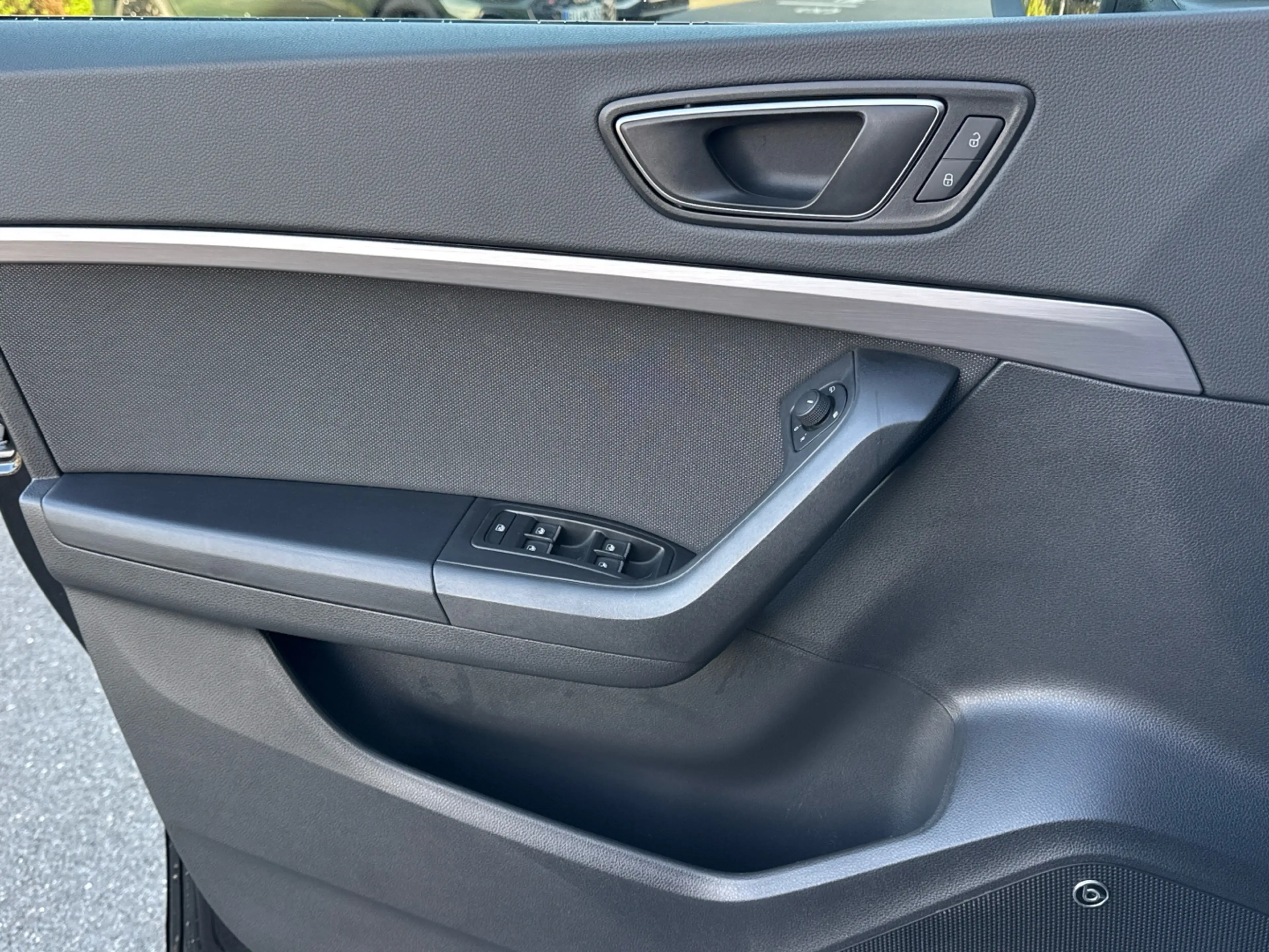 SEAT Ateca FR 1.5 TSI DSG Pano ACC AHK Navi Voll-LED — photo 12