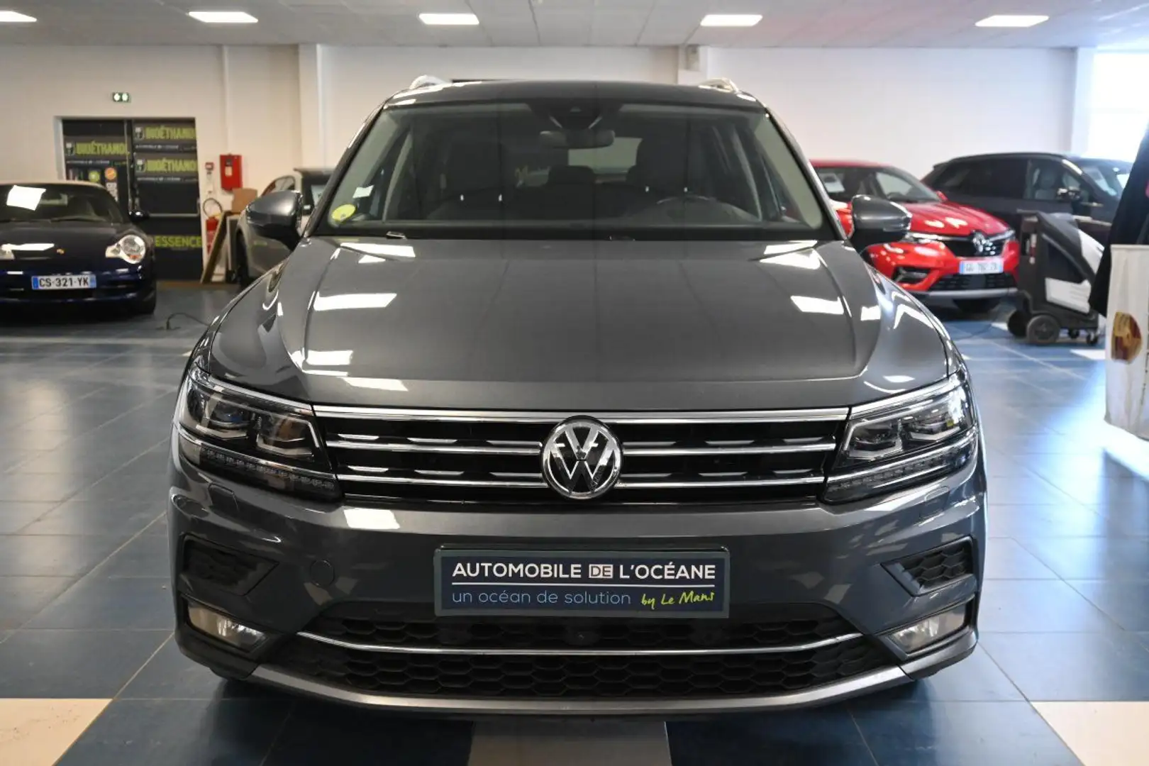 Volkswagen Tiguan ALLSPACE 2.0 TDI 190 DSG7 4Motion Carat Exclusive Gris - 2