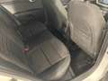 Kia Stonic 1.2 Silber 62 kW (84 PS), Schalt. 5-Gang Weiß - thumbnail 11