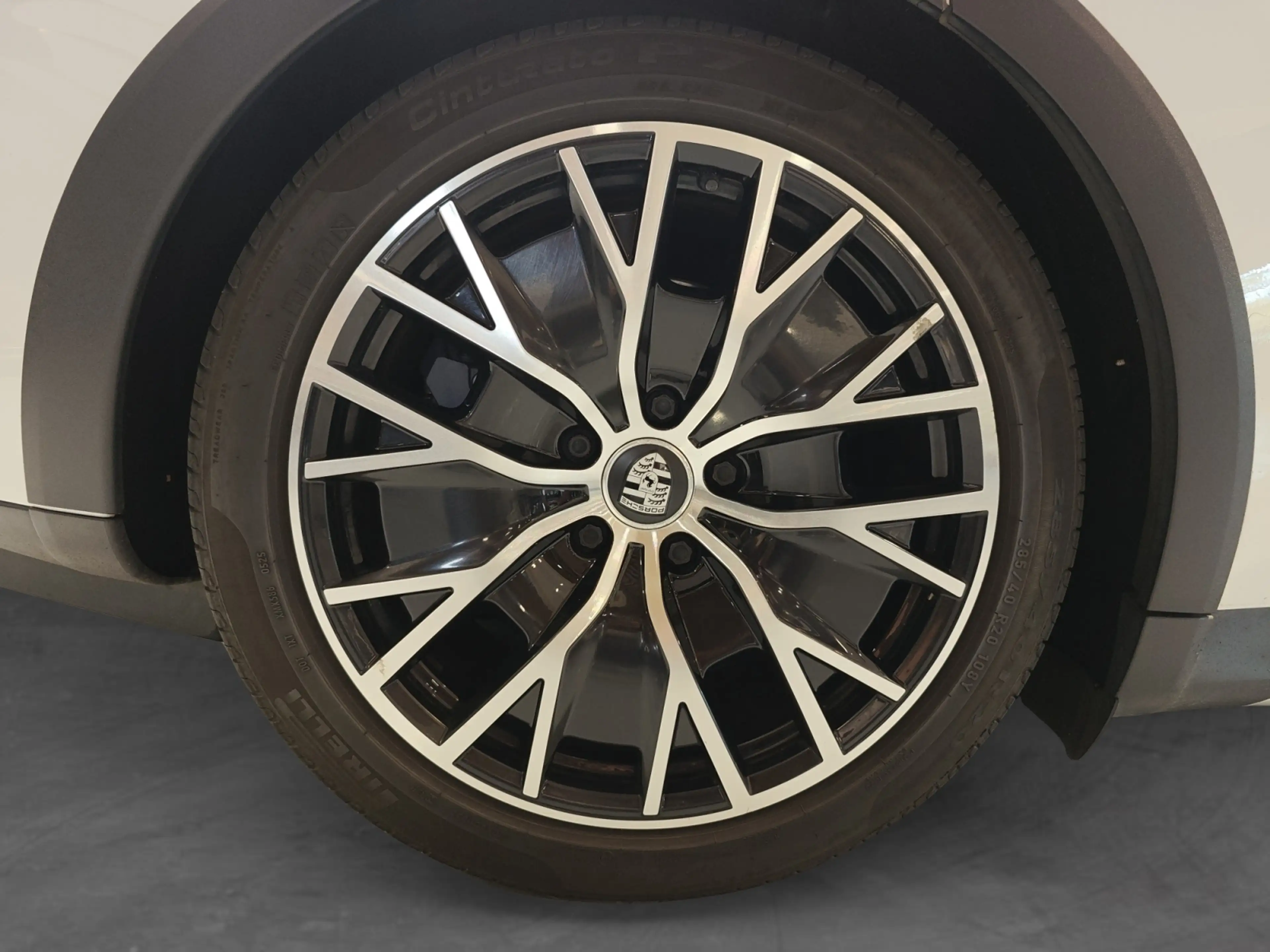 Porsche Taycan Taycan Cross Turismo 4 — photo 14