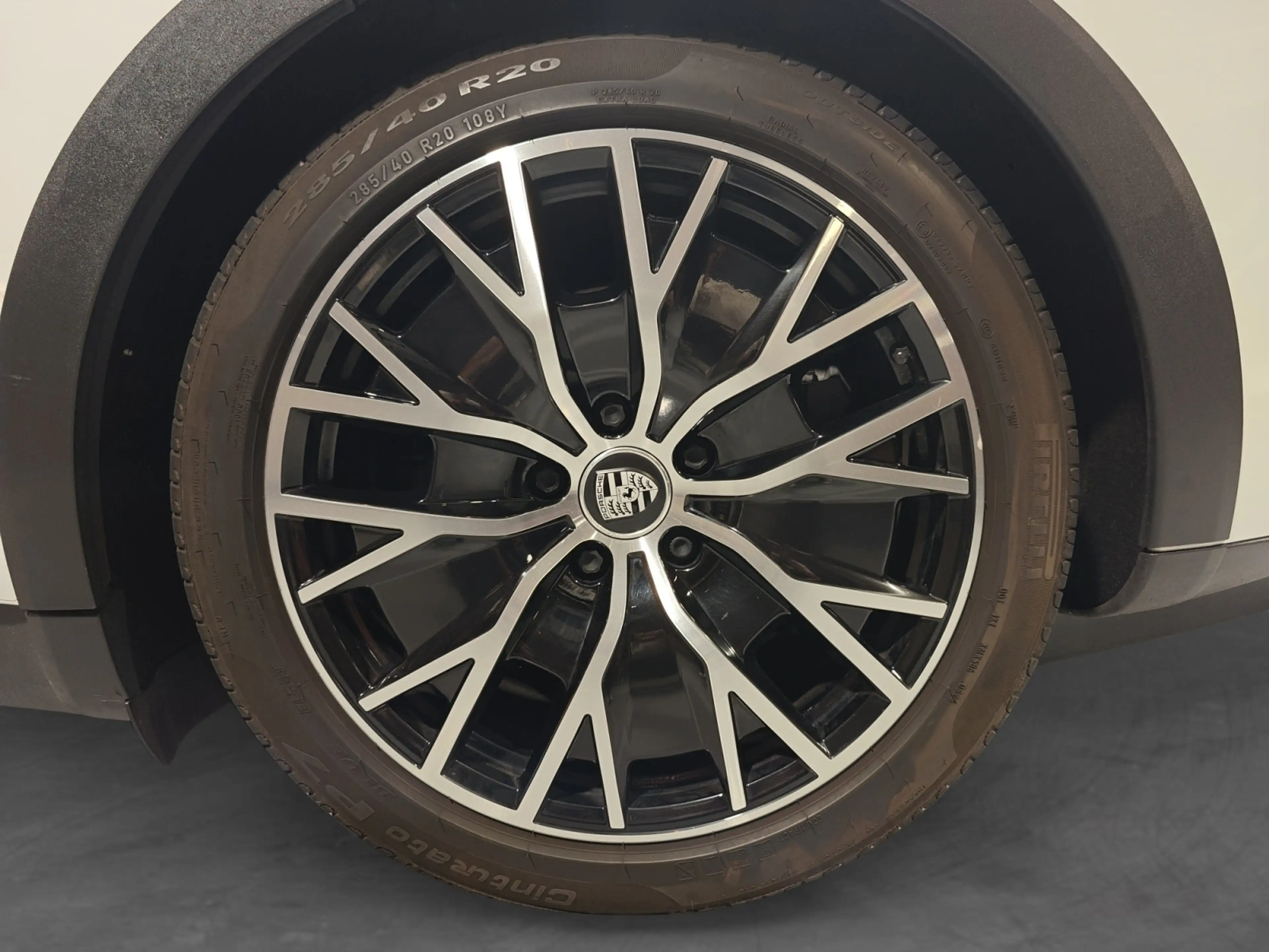 Porsche Taycan Taycan Cross Turismo 4 — photo 12