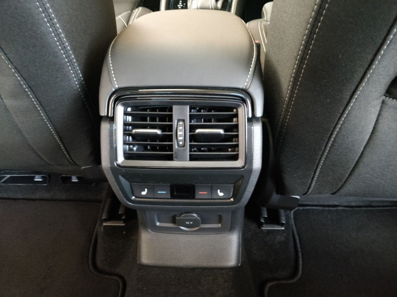 Skoda Karoq 2.0 TSI Sportline 4x4 190PS AHK PANO RFK L — photo 13