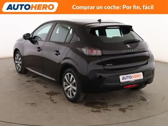 Peugeot 208 view 4