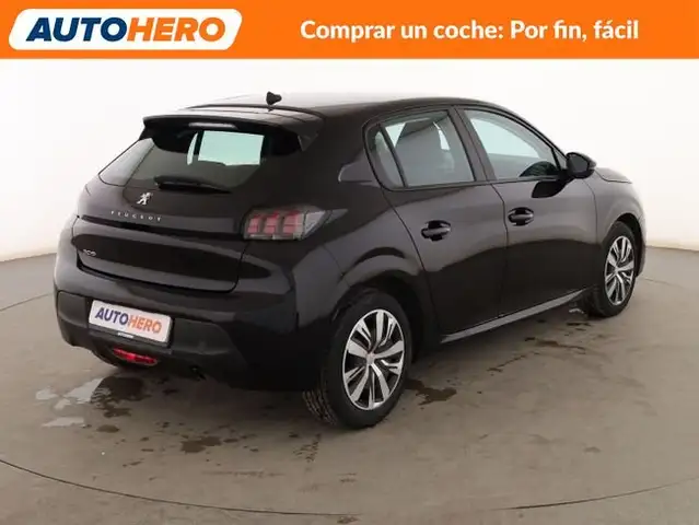 Peugeot 208 view 6