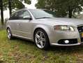 Audi A4 A4 3.2 FSI quattro - benzine+LPG - top staat! Zilver - thumbnail 3