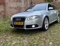 Audi A4 A4 3.2 FSI quattro - benzine+LPG - top staat! Zilver - thumbnail 2