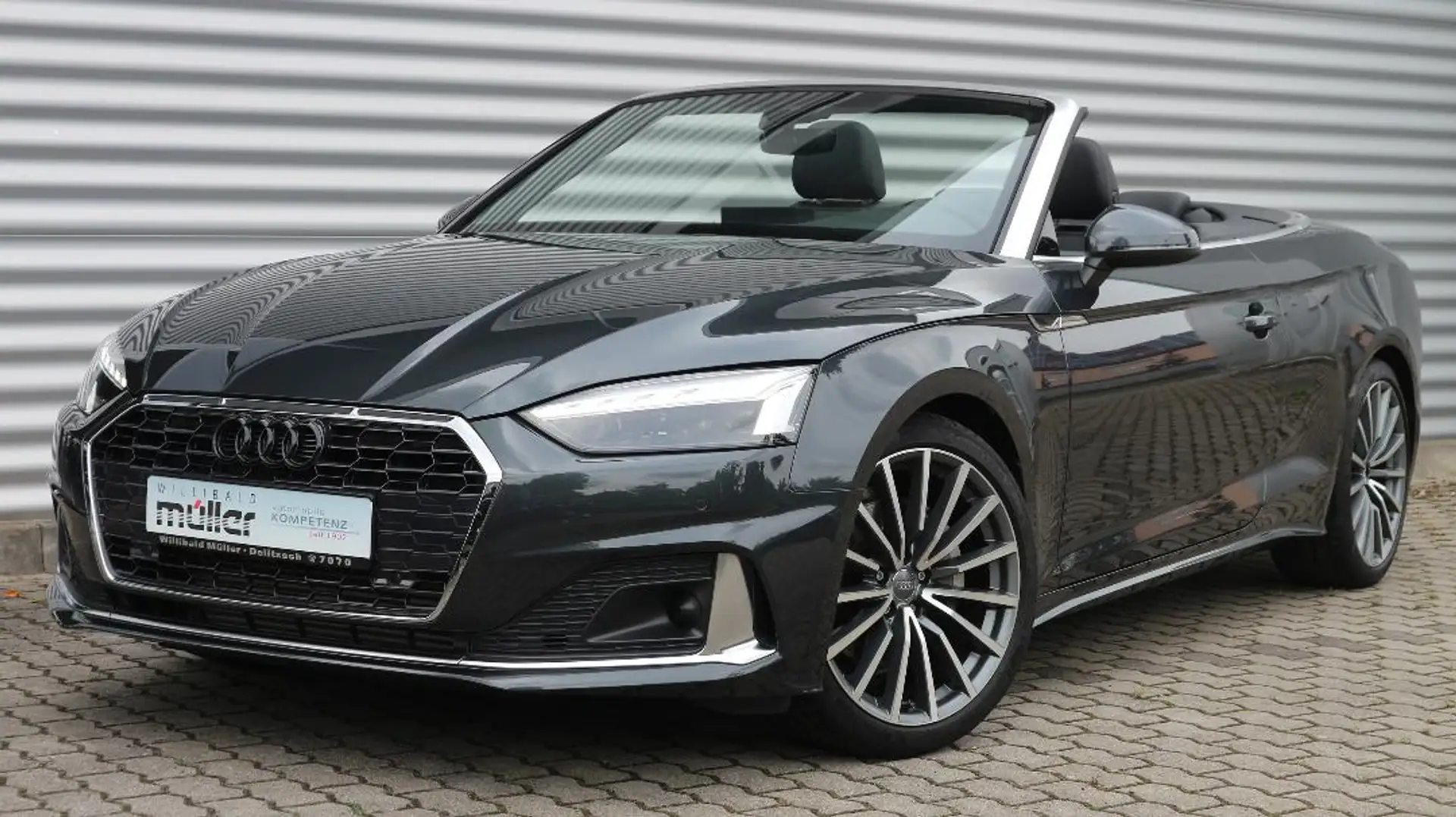 Audi A5 Cabrio Advanced Grau - 1