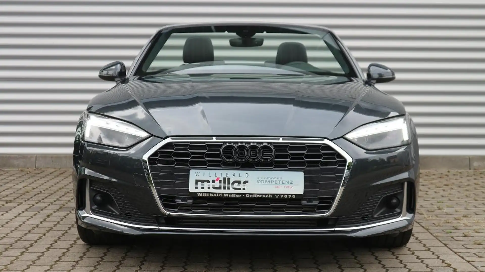 Audi A5 Cabrio Advanced Grau - 2