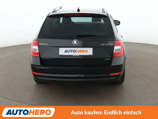 Skoda Octavia view 5