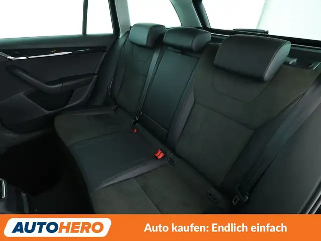 Skoda Octavia view 14