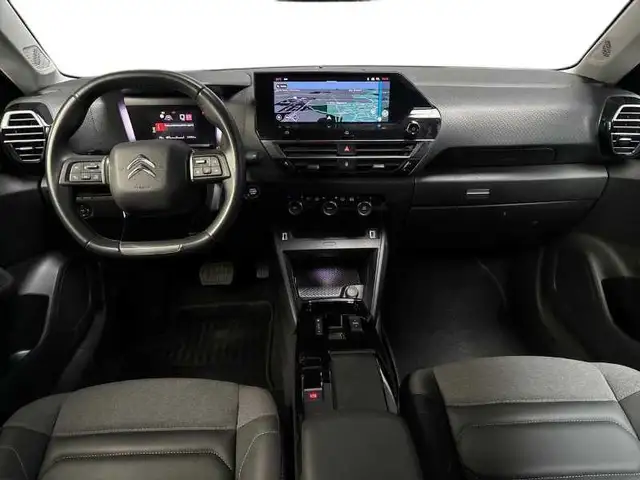 Citroen C4 view 13