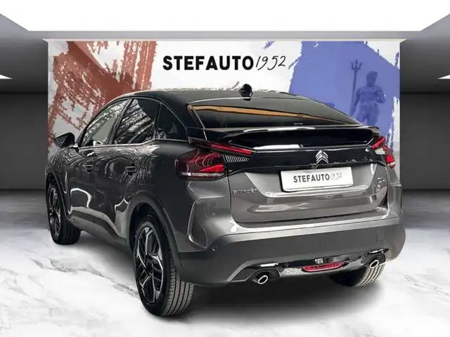 Citroen C4 view 5