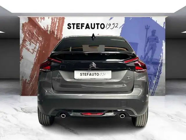 Citroen C4 view 6