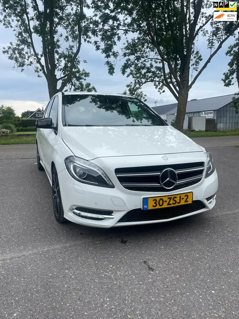 Mercedes-Benz B 180 Ambition GOED ONDERHOUDEN - STOELVERWARMING Wit - 1