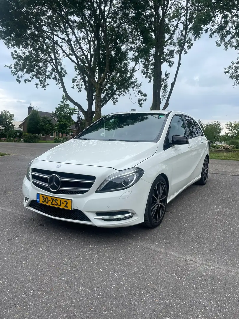 Mercedes-Benz B 180 Ambition GOED ONDERHOUDEN - STOELVERWARMING Wit - 2