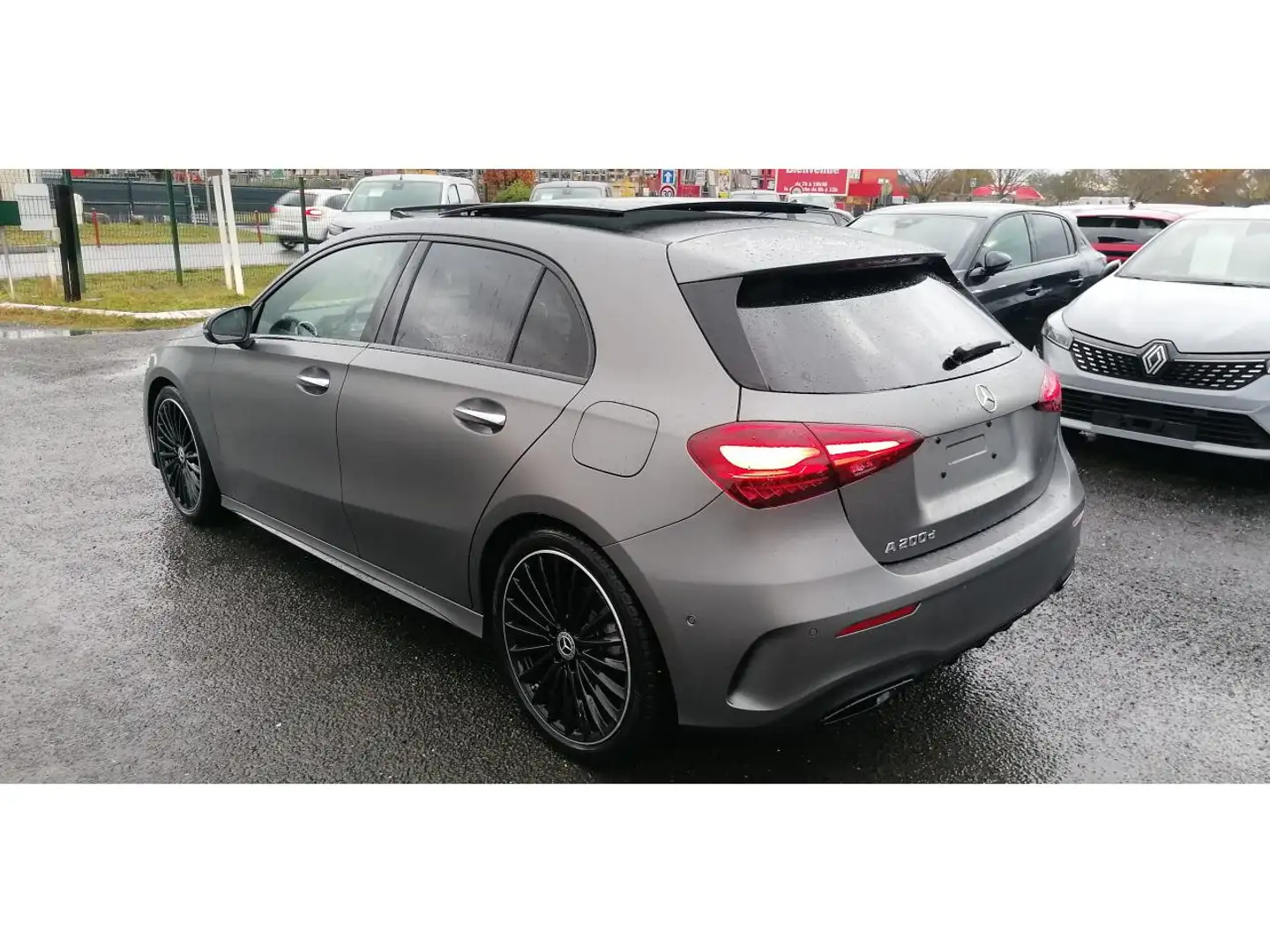 Mercedes-Benz A 200 200 d 8G-DCT AMG Line Exclusive Design PRIX HT POUR EXPORT DZ - 2