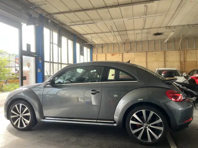 Volkswagen Beetle Sport 1.Renterhand nur 25500KM ! Automatik 200PS!