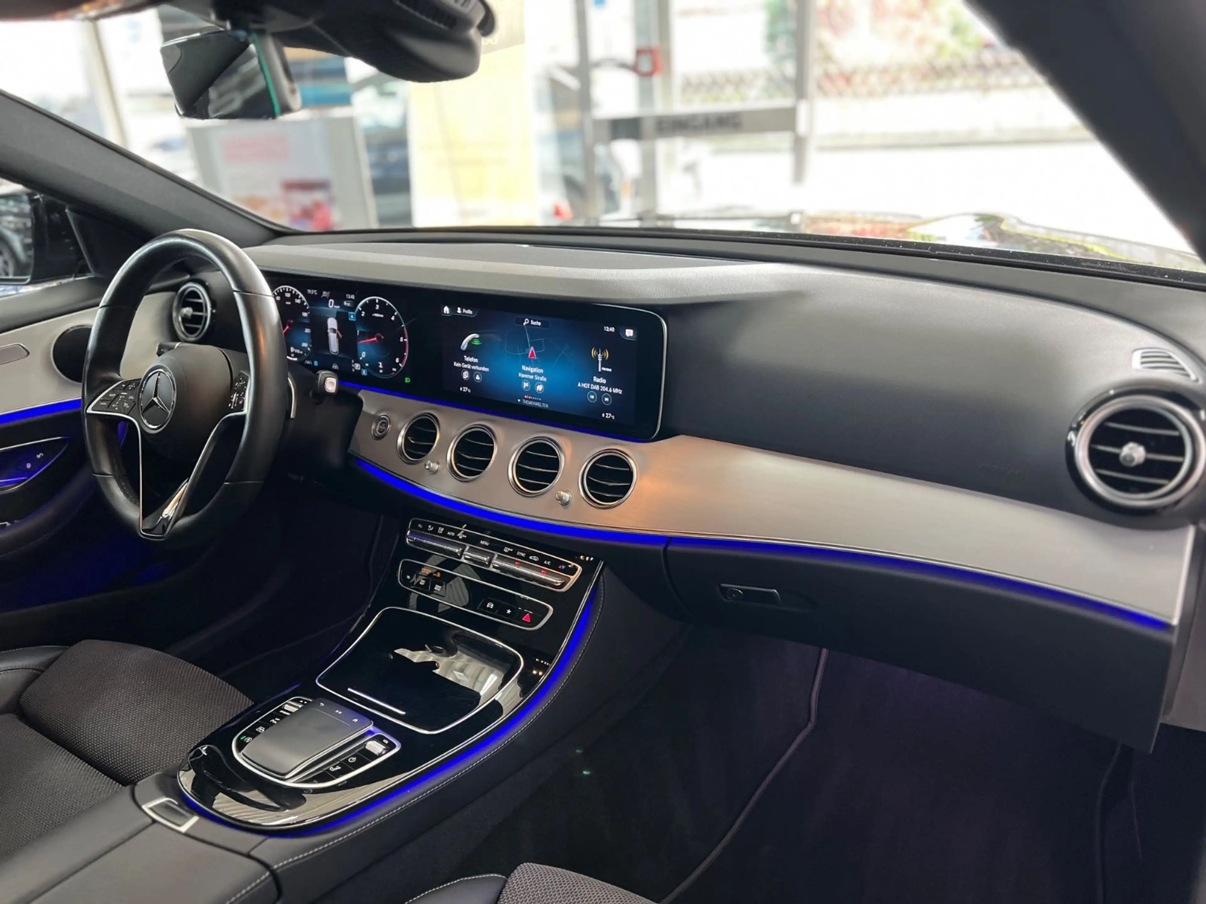Mercedes-Benz E 400 d T 4M 2x Avantgarde Night FAP+HuD+Panorama — photo 15