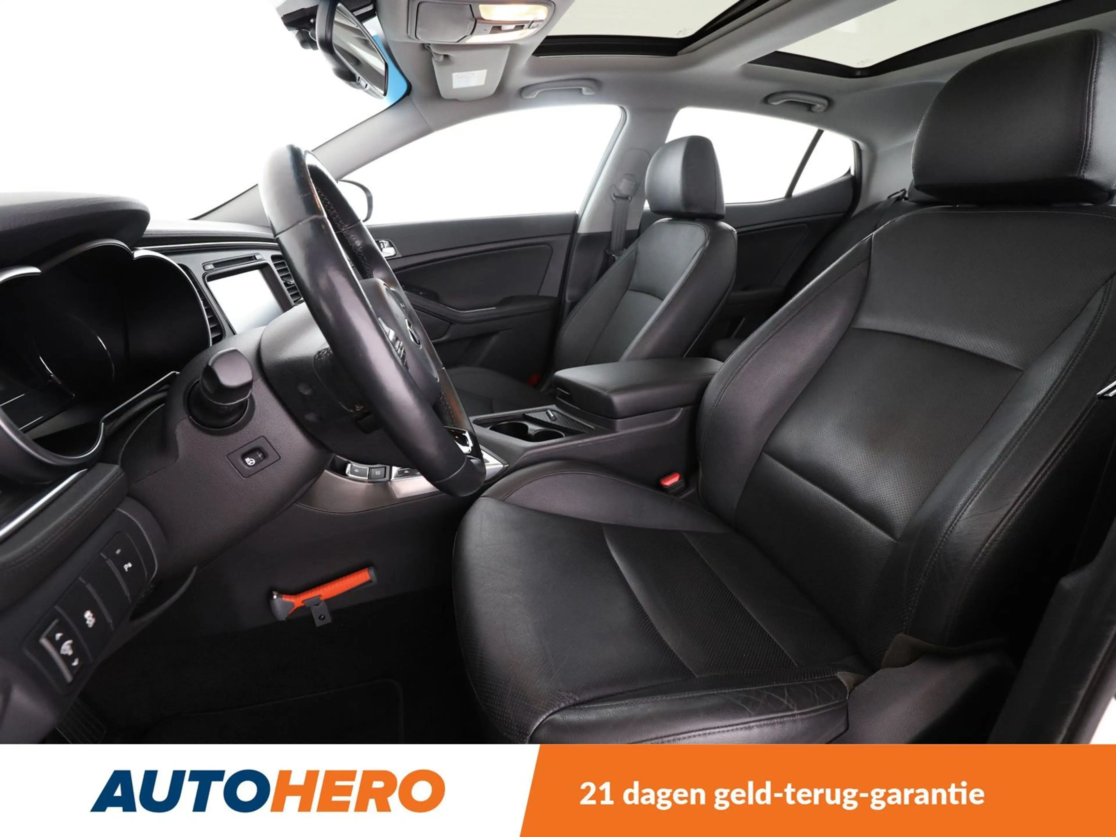 Kia Optima 2.0 Attract Hybrid — photo 10