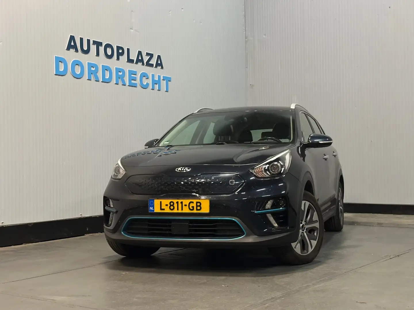 Kia e-Niro DynamicLine 64 kWh CAMERA/ NAVI Blauw - 2