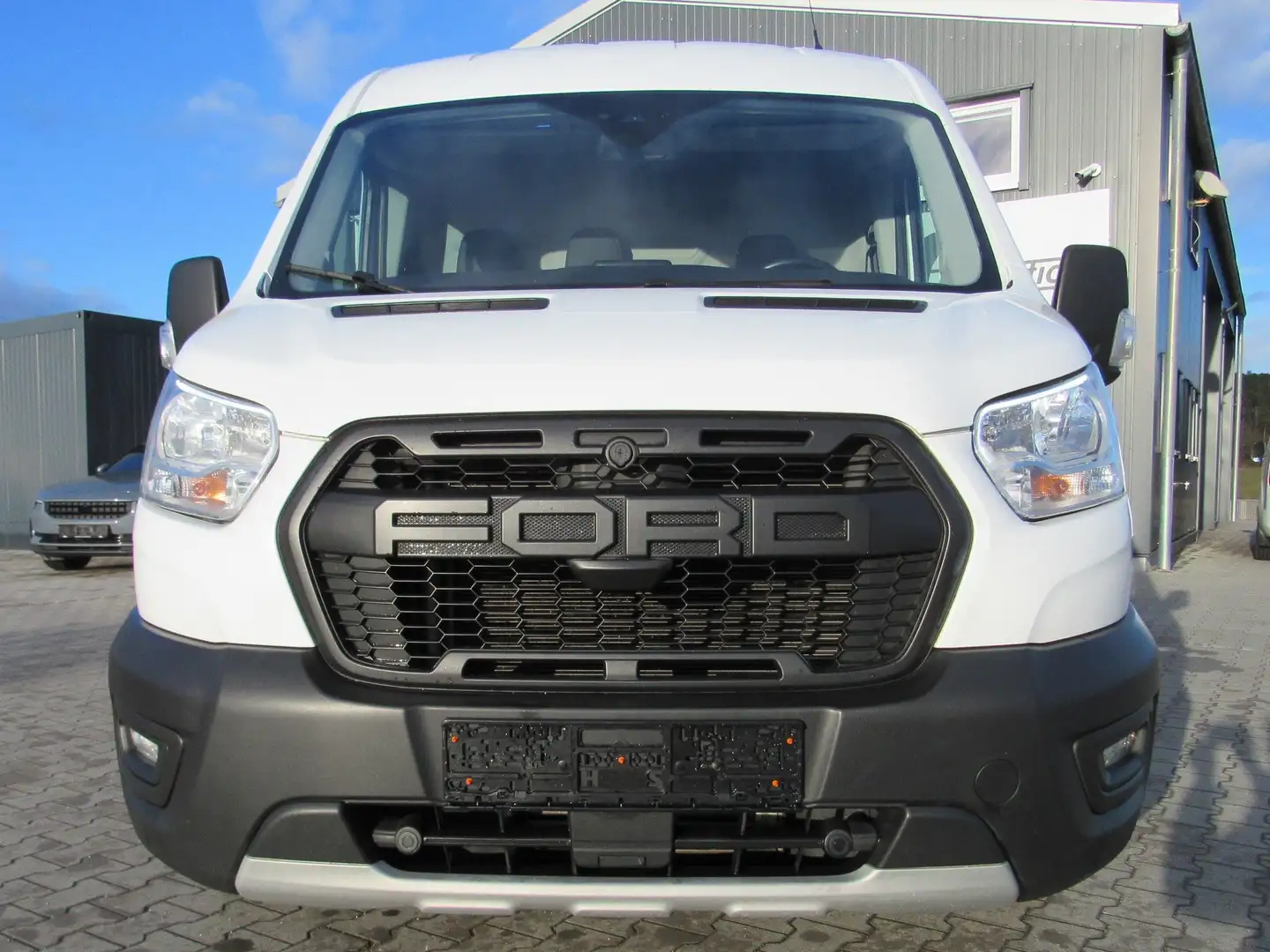 Ford Transit 350 L3H2 2.0 EcoBlue Trail- ACC|SHZ|AHK Weiß - 2