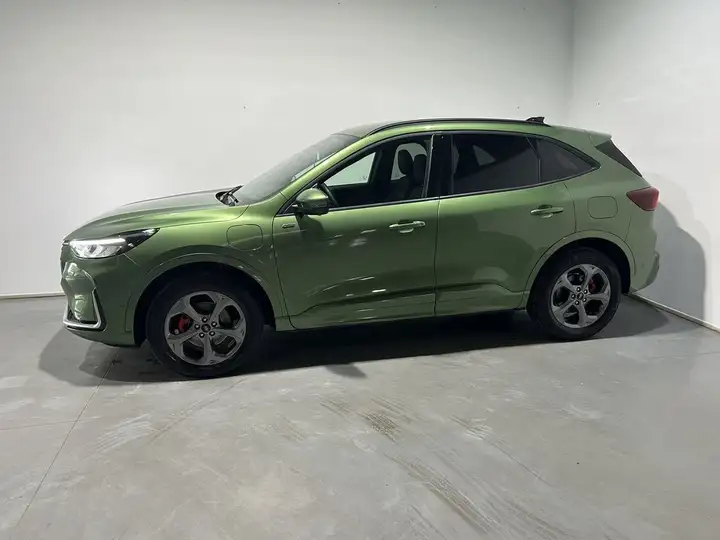 Ford Kuga 2025, foto 4
