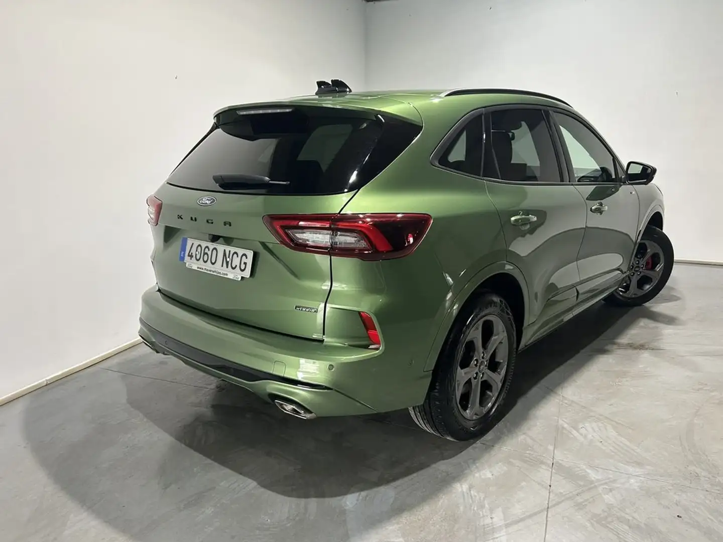 Ford Kuga 2.5 Duratec PHEV 243cv Auto ST-Line X Verde - 2