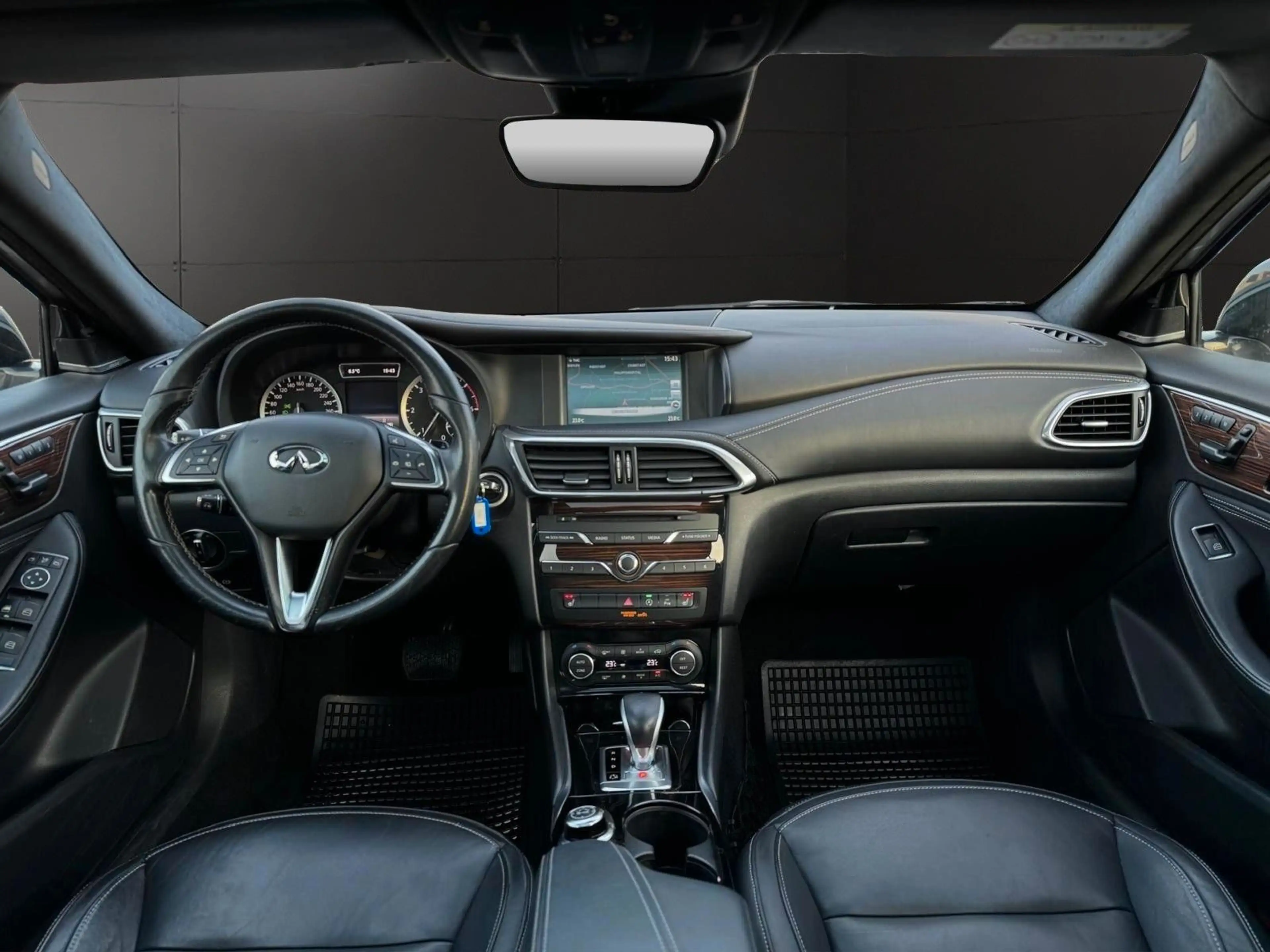 Infiniti Q30 2.2 d Sport AUT.°NAVI°PANO°KAMERA°ACC°MEMORY — photo 10