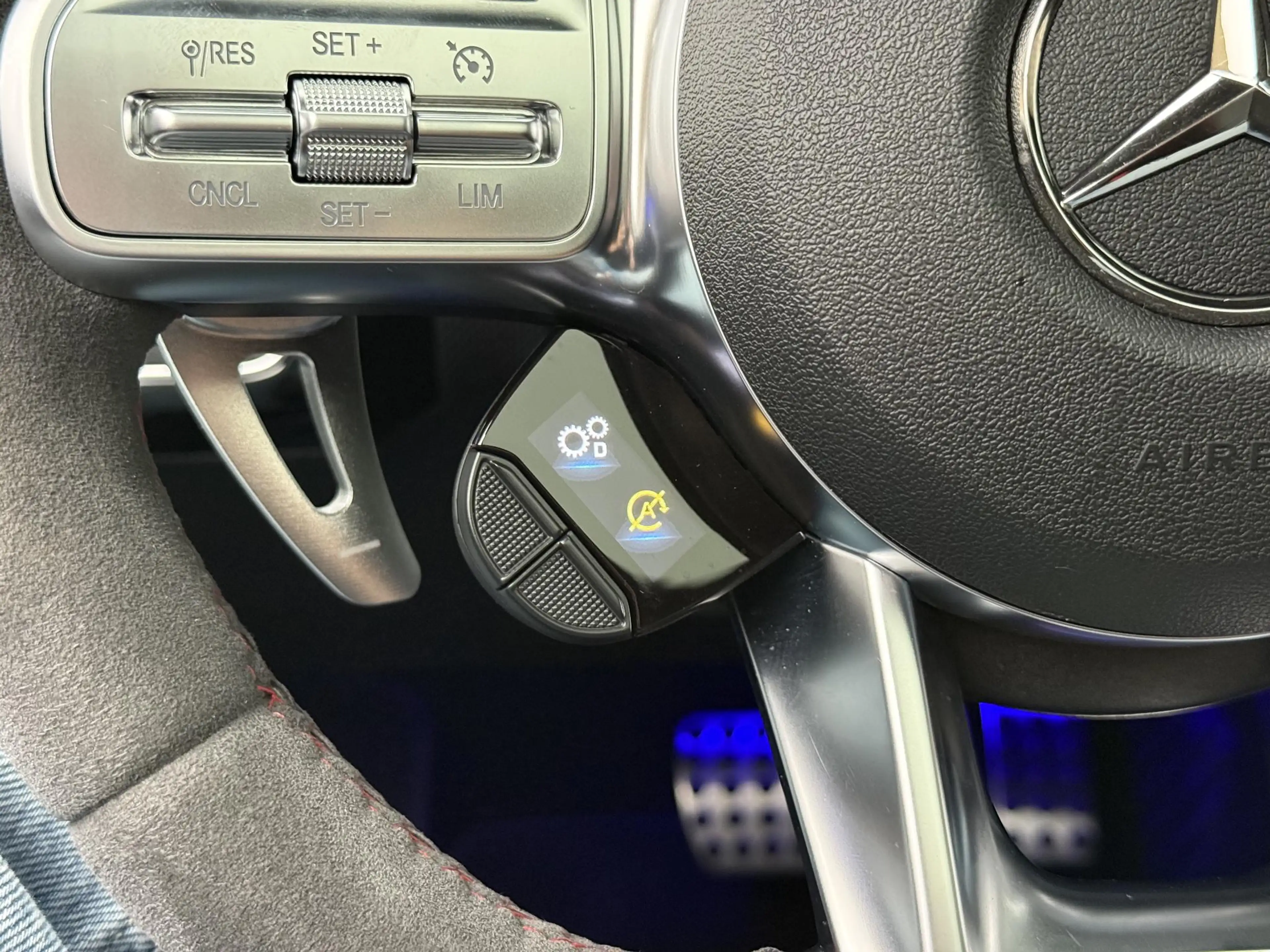 Mercedes-Benz A 35 AMG 4MATIC Premium Pano | Aero | Burmester — photo 14