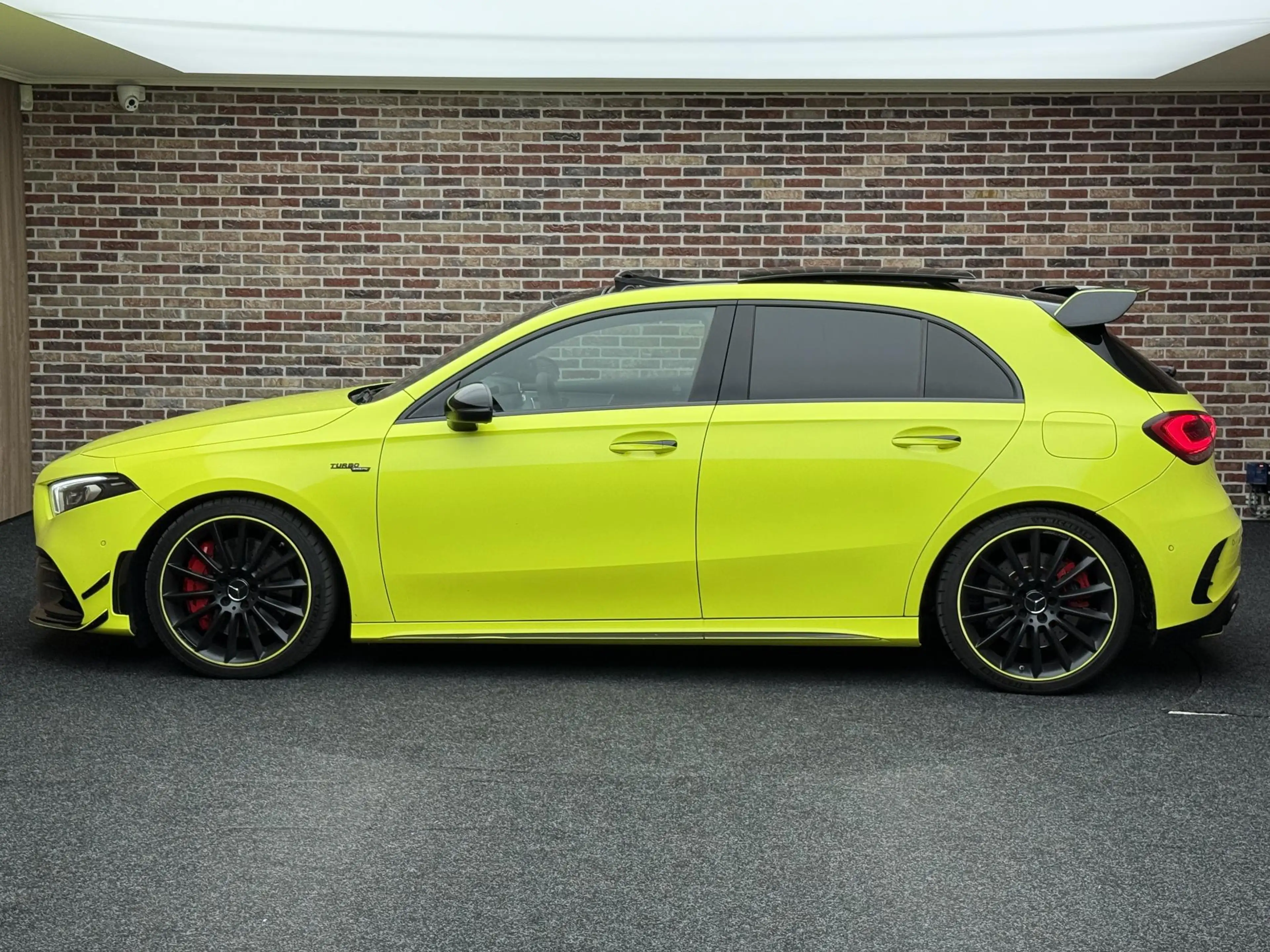 Mercedes-Benz A 35 AMG 4MATIC Premium Pano | Aero | Burmester — photo 6
