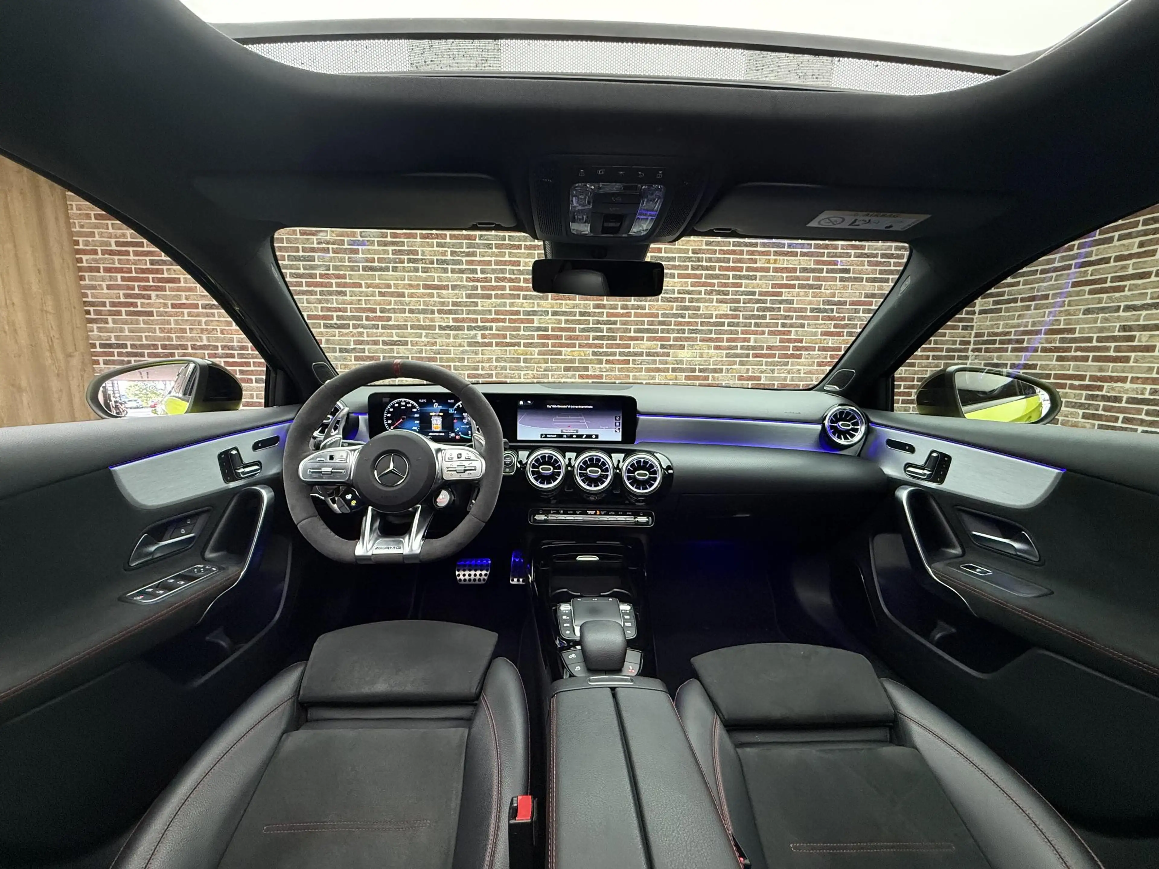 Mercedes-Benz A 35 AMG 4MATIC Premium Pano | Aero | Burmester — photo 9
