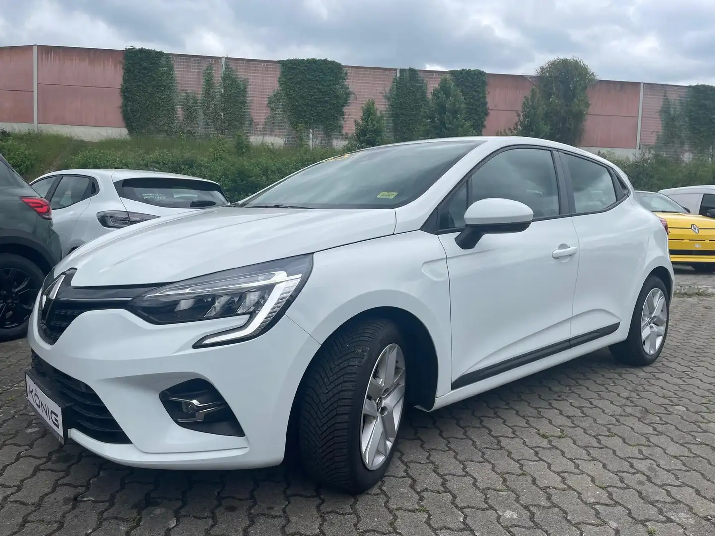 Renault Clio BUSINESS EDITION TCe 90 KLIMA+ALLWETTER Weiß - 1