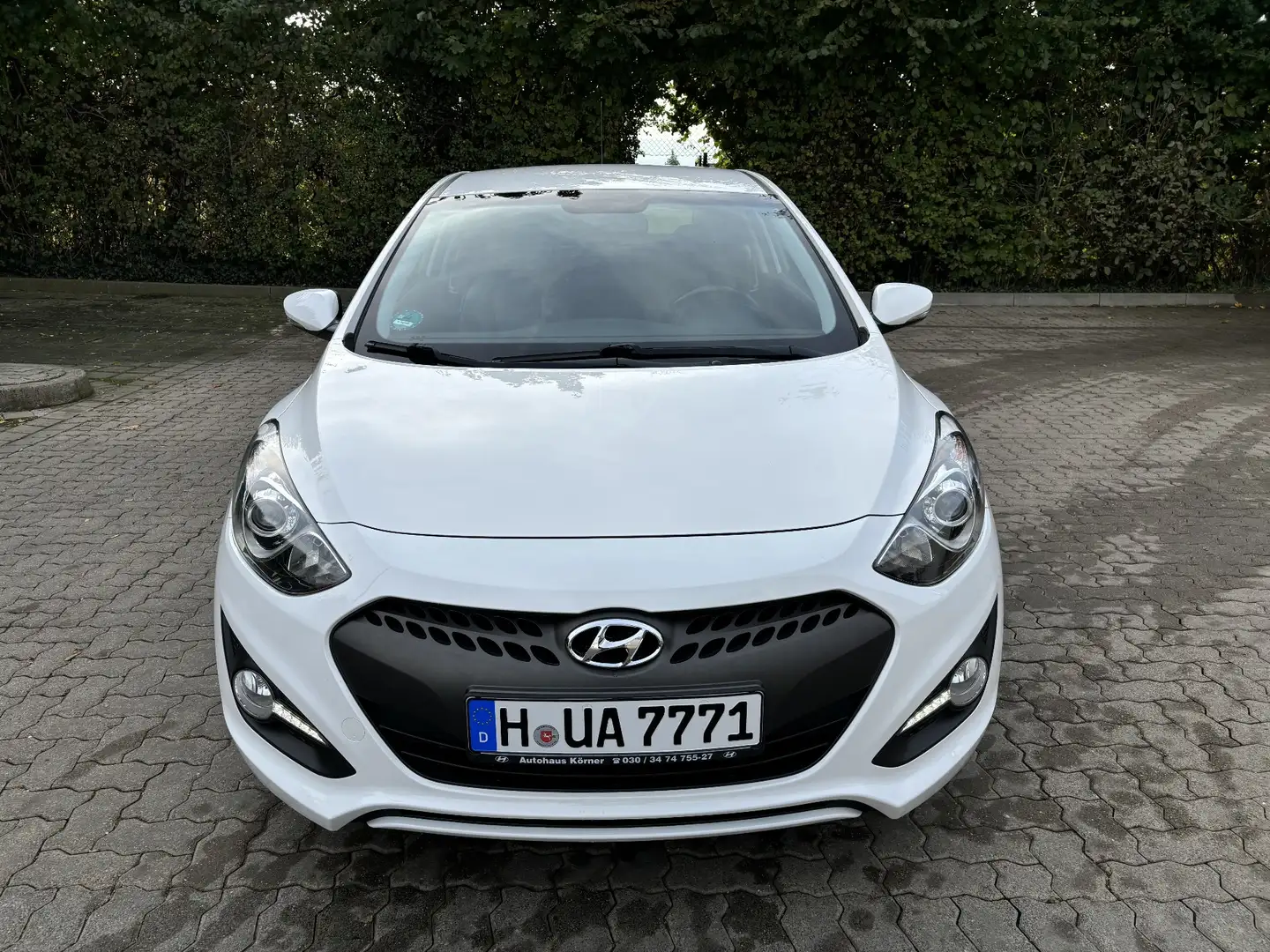 Hyundai i30 1.6 Coupe Automatik Design - 2