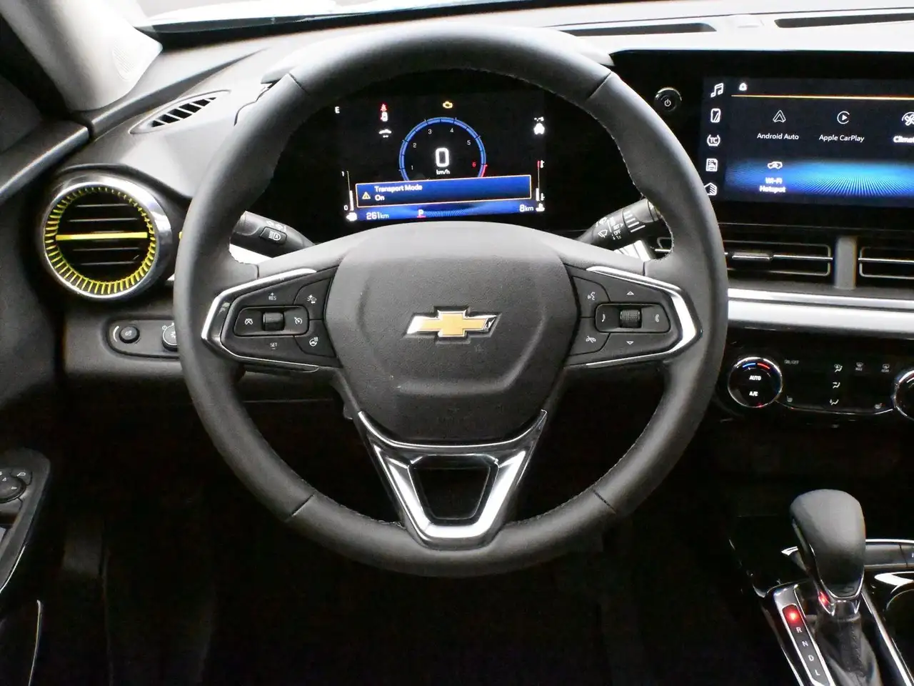 Chevrolet Trax снимка Chevrolet Trax