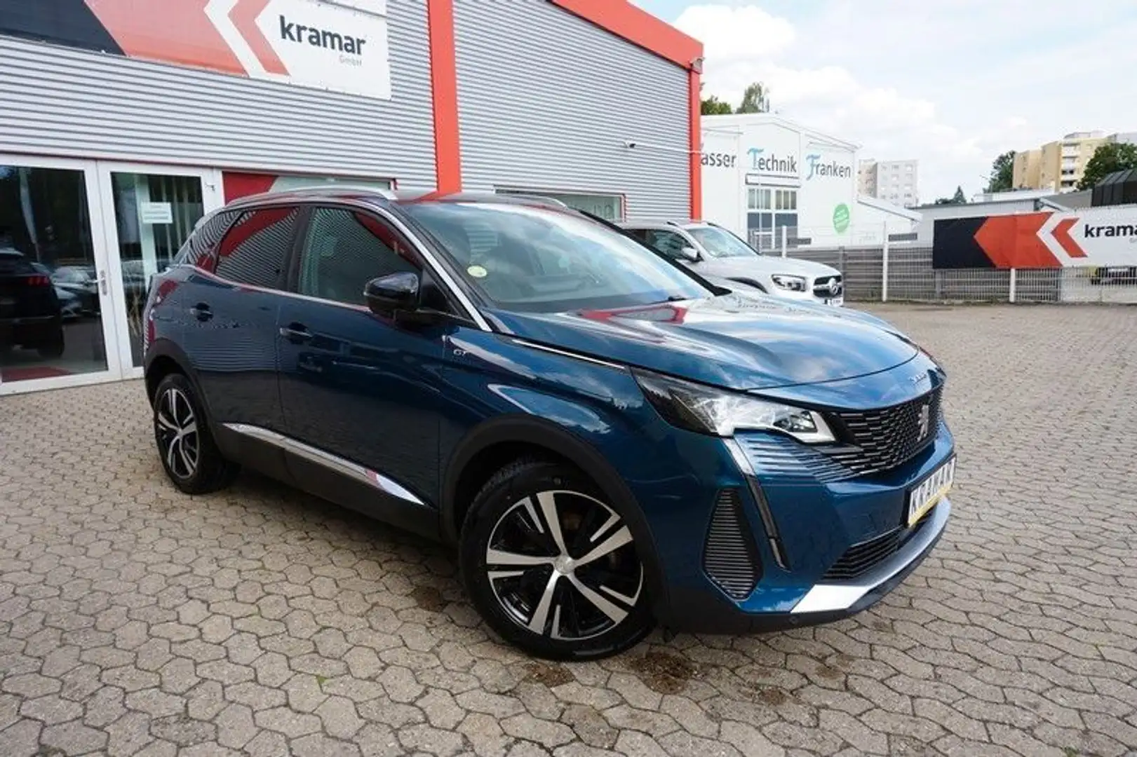 Peugeot 3008 1.5 GT Line BlueHDi EAT8 Auto. Kam/Navi/LED Bleu - 2