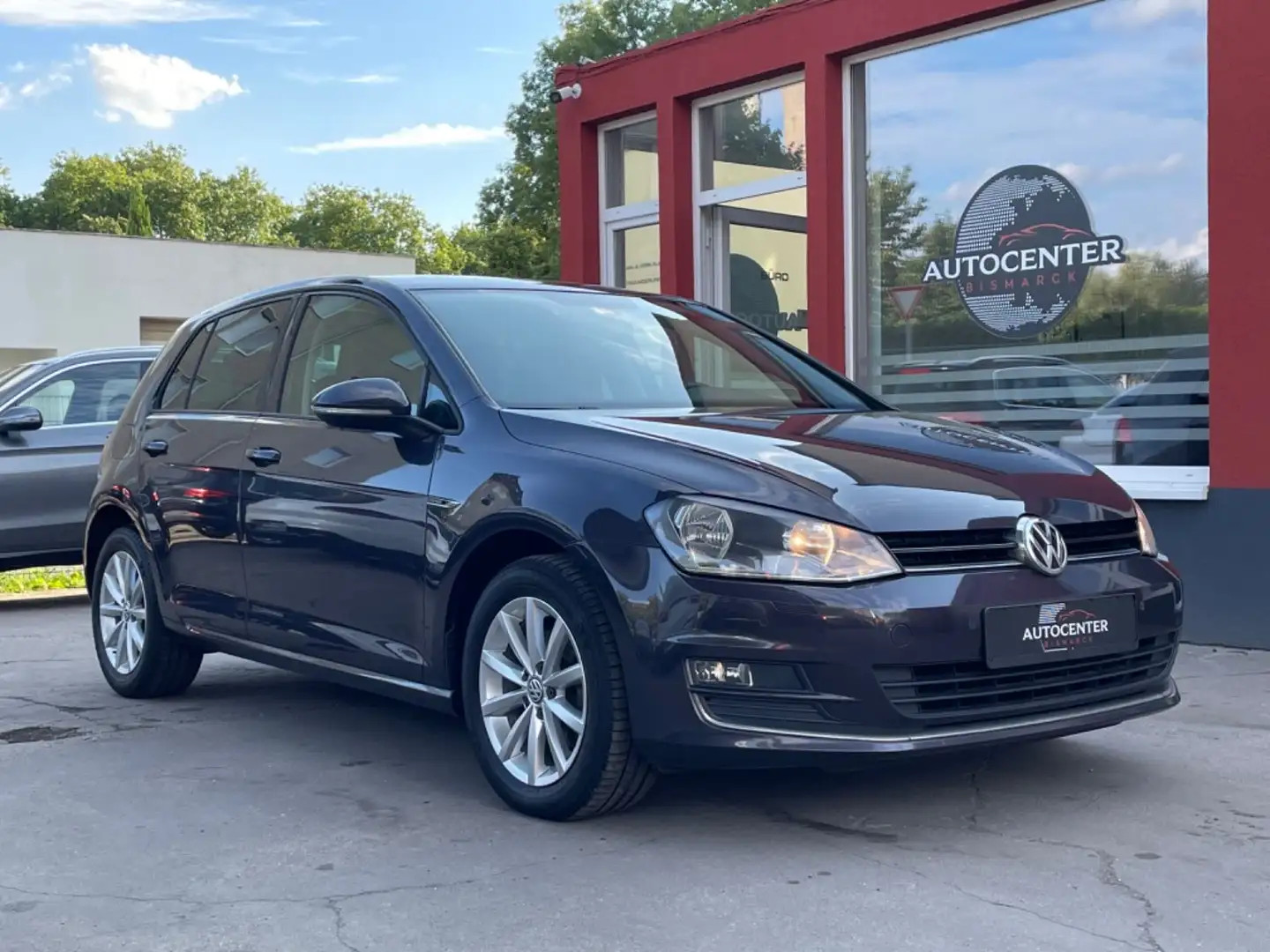 Volkswagen Golf VII Lim. Lounge BMT Grau - 2