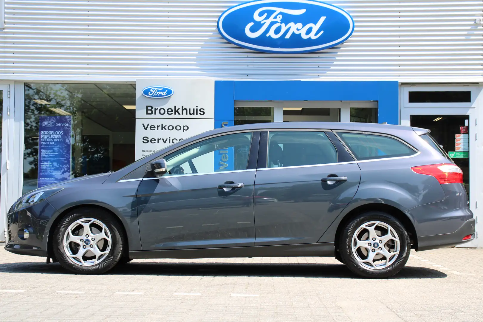 Ford Focus Wagon 1.6 TDCI Titanium | NL-AUTO! | PERFECT ONDER Grigio - 2