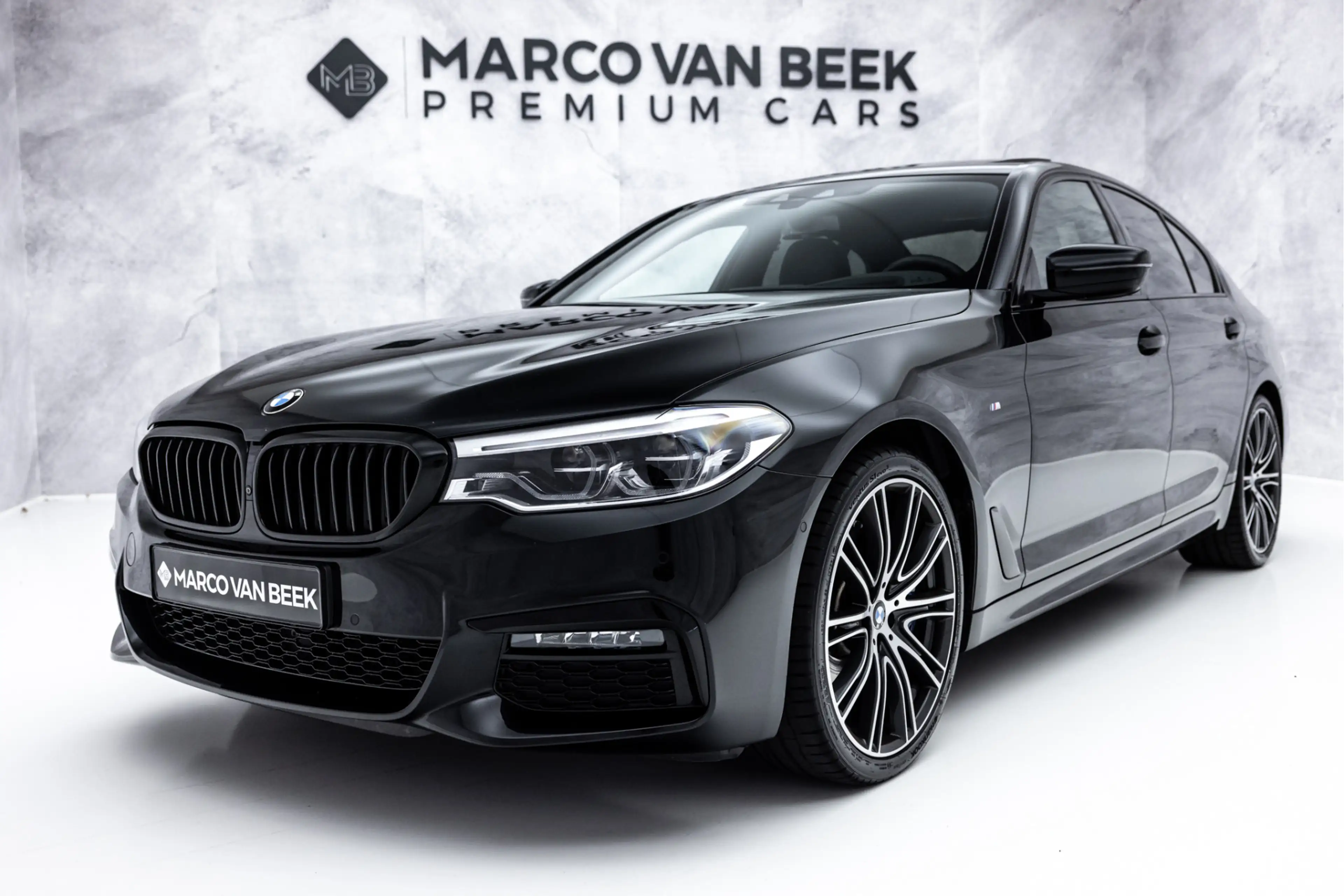 BMW 540 5-serie 540i xDrive High Executive M-Sport | Pano — photo 4