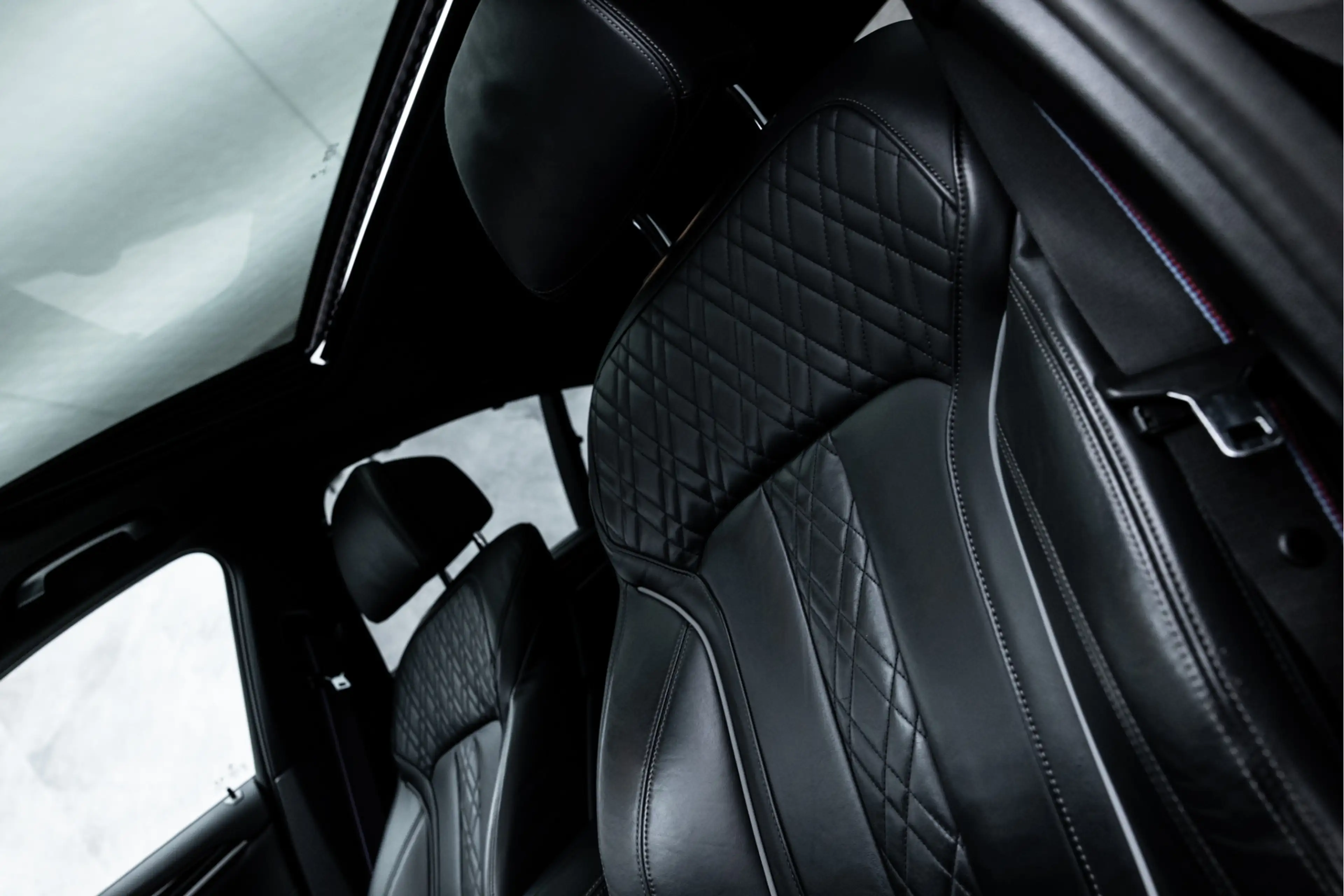 BMW 540 5-serie 540i xDrive High Executive M-Sport | Pano — photo 25