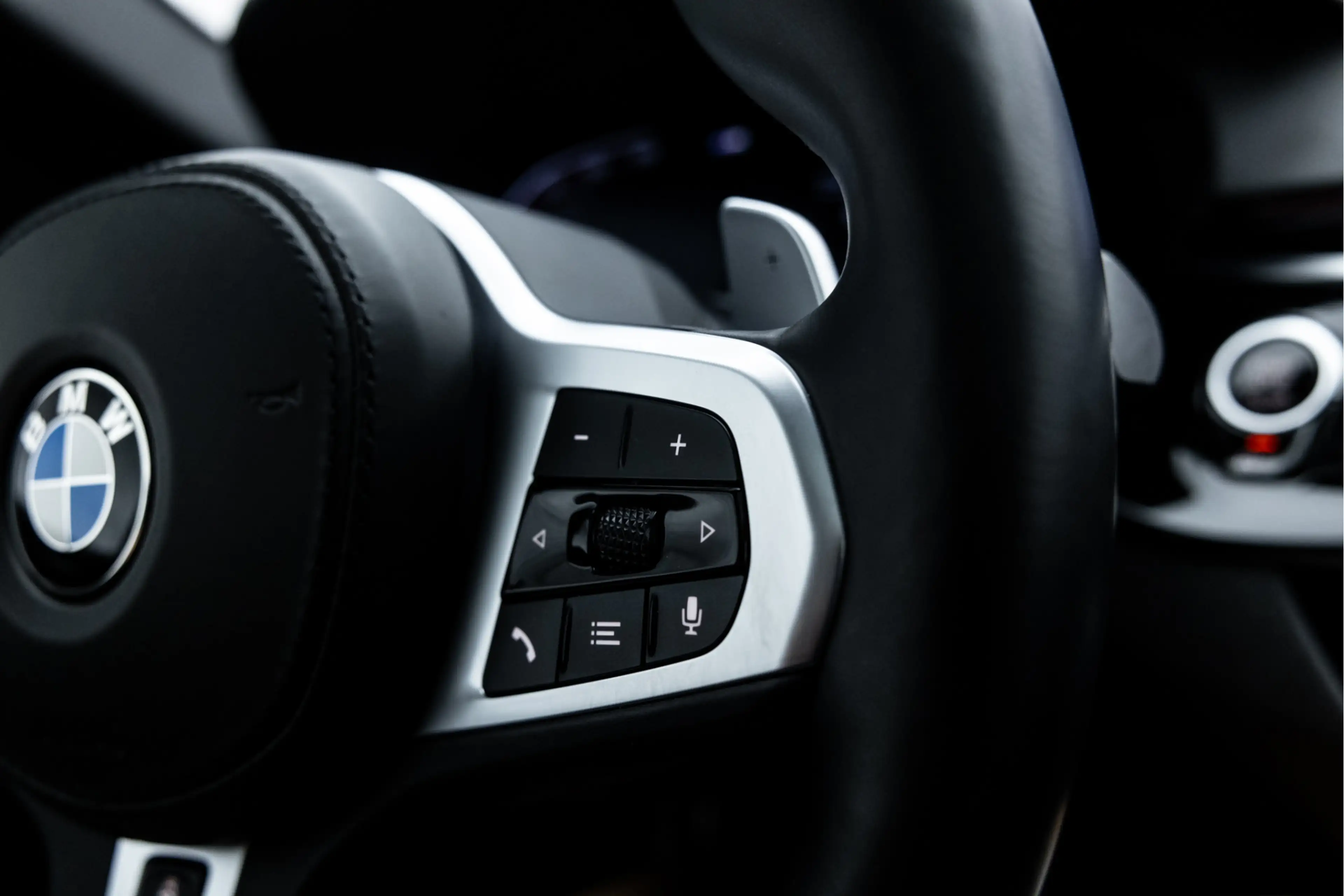 BMW 540 5-serie 540i xDrive High Executive M-Sport | Pano — photo 34