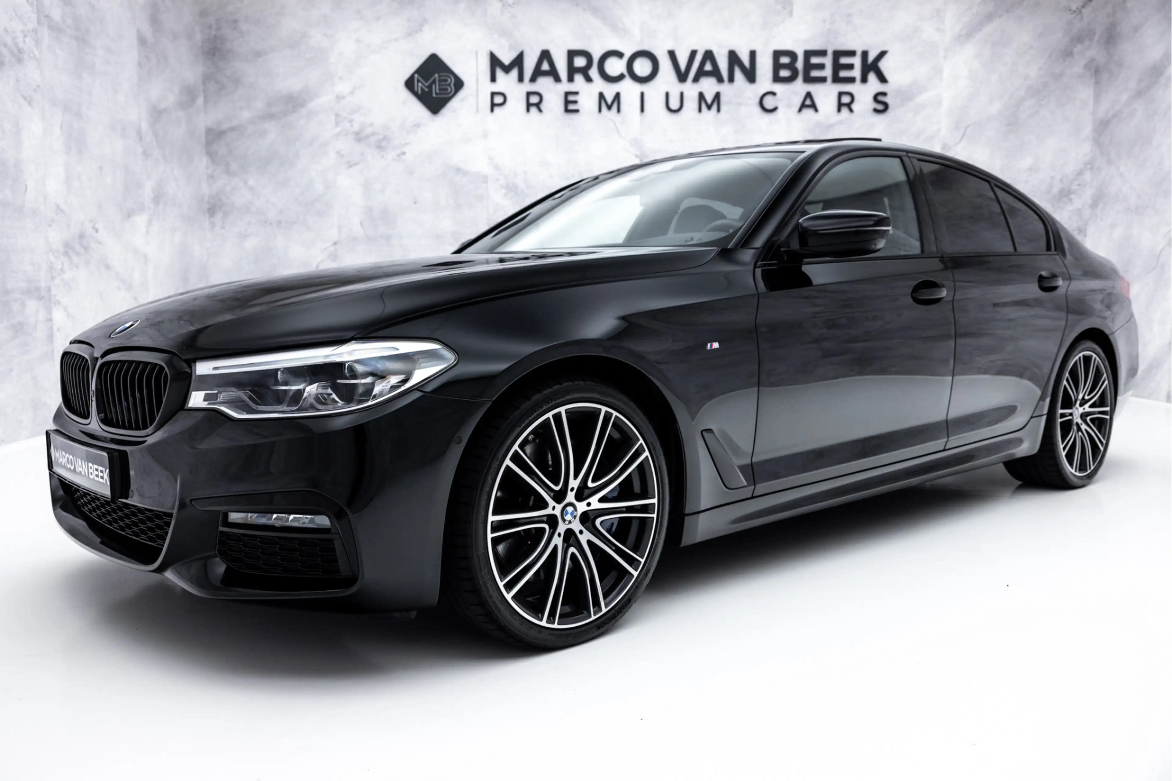 BMW 540 5-serie 540i xDrive High Executive M-Sport | Pano