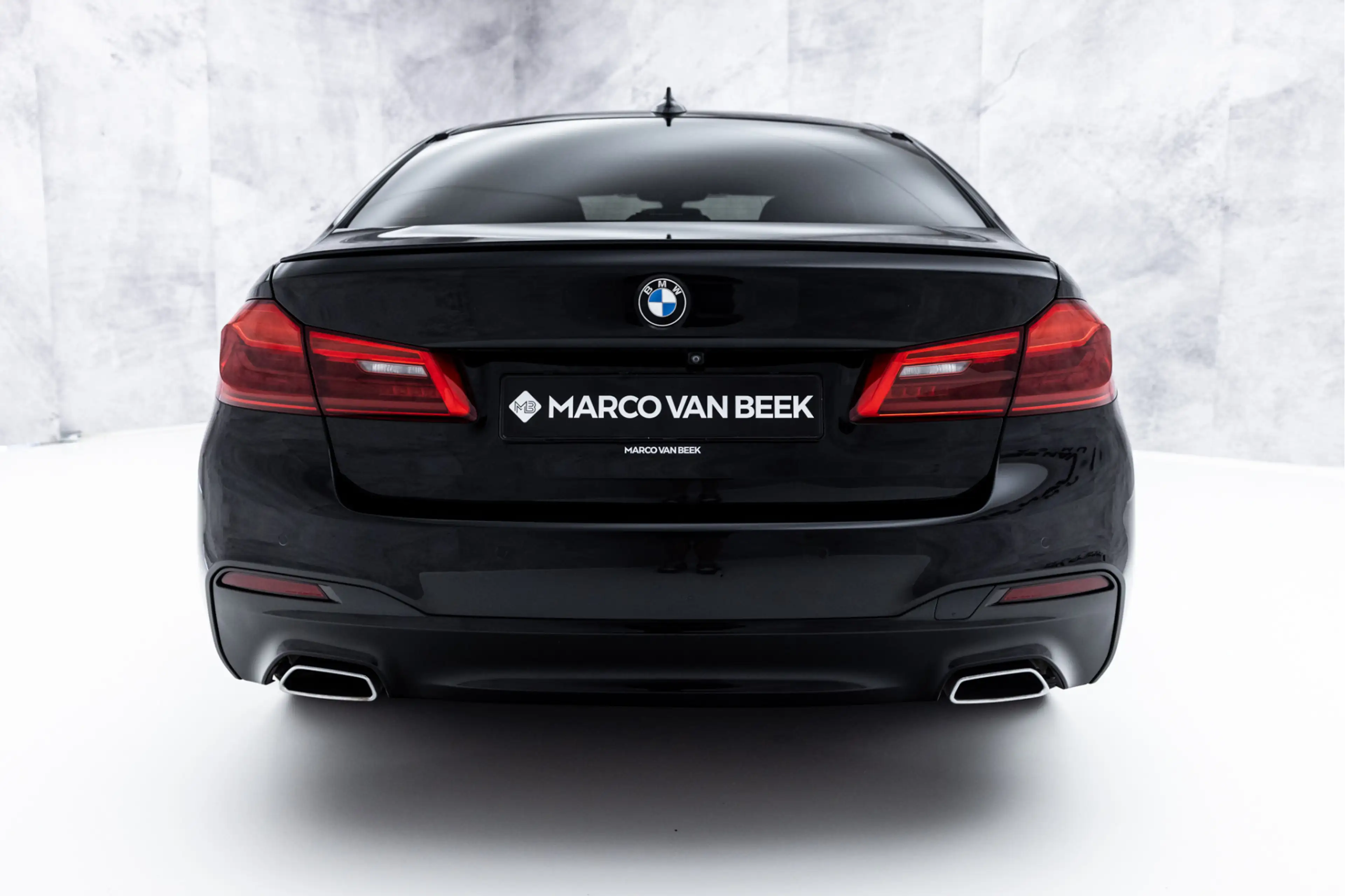 BMW 540 5-serie 540i xDrive High Executive M-Sport | Pano — photo 10