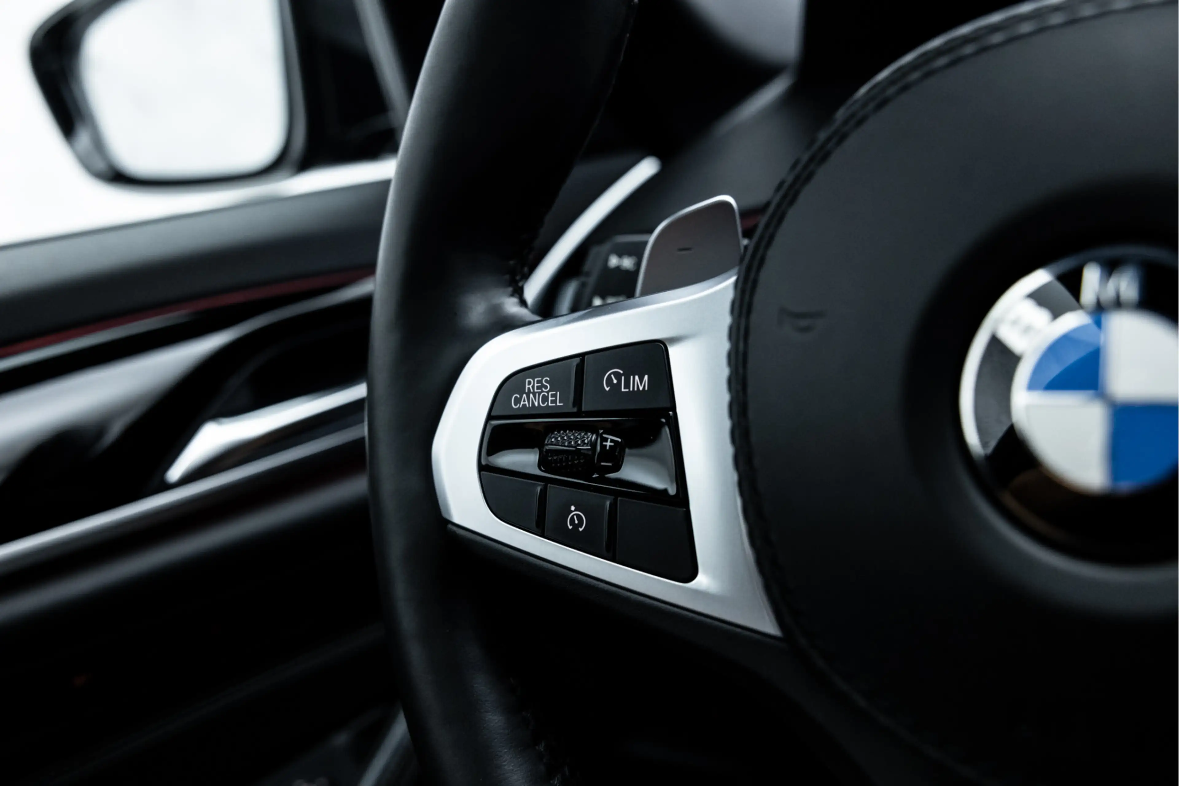 BMW 540 5-serie 540i xDrive High Executive M-Sport | Pano — photo 33