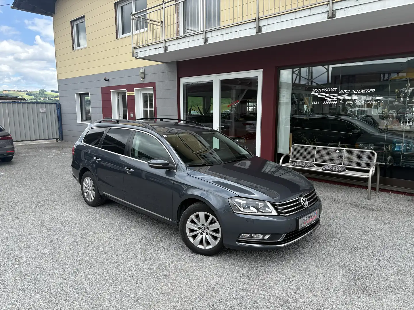 Volkswagen Passat Variant Comfortline BMT 2,0 TDI DPF *1.BESITZ|WENIG KM* Gris - 1