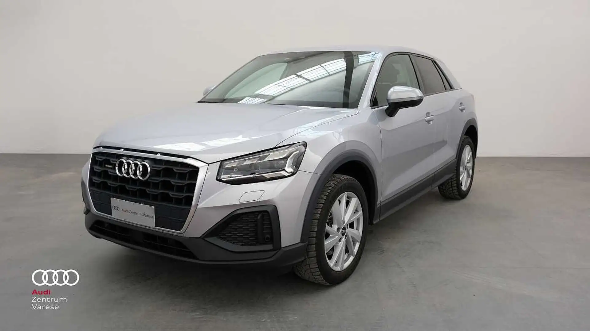 Audi Q2 35 TDI 150CV Quattro Stronic Business Plus Argento - 1